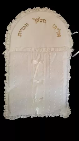 כרית לברית מילה "אליהו מלאך הברית" כיתוב זהב