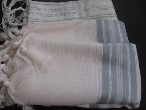 טלית תשבץ מס' 50 עם פסי תכלת