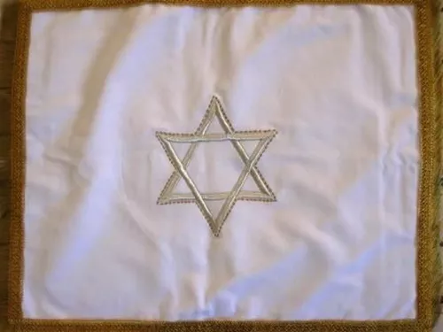 כיסוי לבמה או לעמוד החזן לגני ילדים